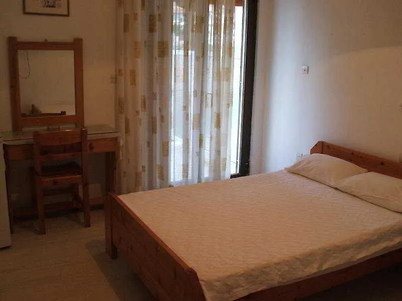 Villa Politis بوروس